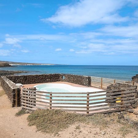 Playa Marina Eco Beach And Pool Bungalow Mala View Arrieta  Esterno foto